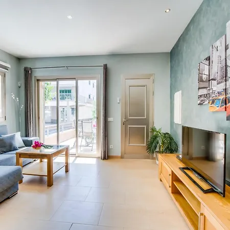 For 10 Guests Near Holiday home