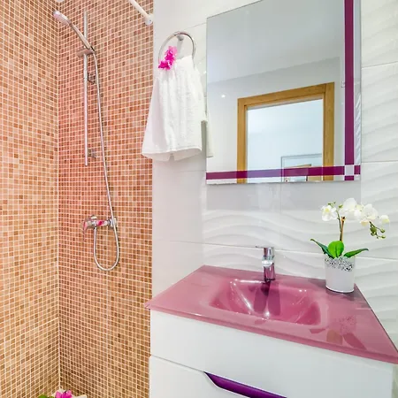 Tatil Evi Retreat With Private Terrace
