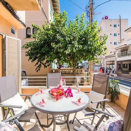 Retreat With Private Terrace *